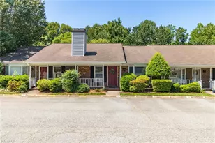 14 Collwood Ct, Greensboro, NC 27409 - Photo 2