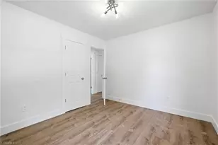 1920 Glenside Dr, Greensboro, NC 27405 - Photo 16