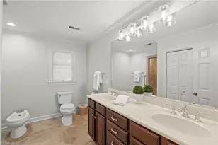1700 Farnsworth Ct, High Point, NC 27262 - Photo 36