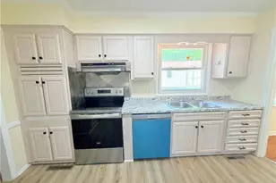 2607 Antoine Dr, Greensboro, NC 27407 - Photo 8