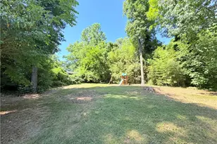 2607 Antoine Dr, Greensboro, NC 27407 - Photo 26