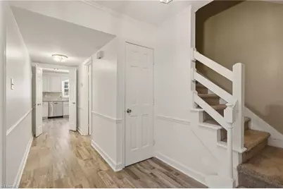 3204 Regents Park Lane #E, Greensboro, NC 27455 - Photo 4
