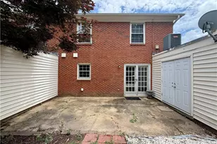 3204 Regents Park Ln, Greensboro, NC 27455 - Photo 30