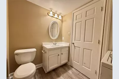 3204 Regents Park Lane #E, Greensboro, NC 27455 - Photo 14