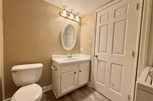 3204 Regents Park Ln, Greensboro, NC 27455 - Photo 14