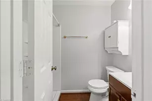 5934 W Friendly Ave, Greensboro, NC 27410 - Photo 24