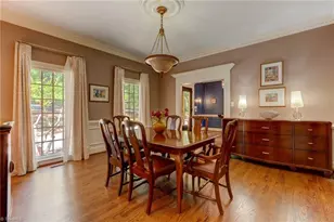 2706 Lake Forest Dr, Greensboro, NC 27408 - Photo 10