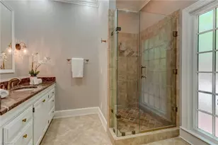 2706 Lake Forest Dr, Greensboro, NC 27408 - Photo 20