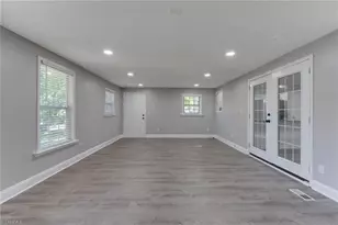 2817 Pickering Rd, Greensboro, NC 27407 - Photo 24