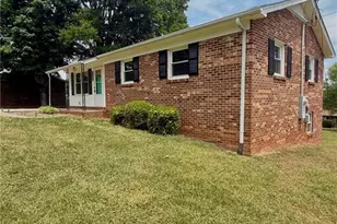 130 Arlington Ave, Jonesville, NC 28642 - Photo 6