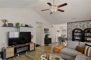 3904 Bissett Wy, Greensboro, NC 27405 - Photo 6