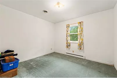 626 Kenneth Road, Greensboro, NC 27410 - Photo 18