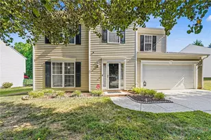 3368 Cherrybrook Dr, Jamestown, NC 27282 - Photo 2