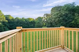 134 Pinnix St, Jonesville, NC 28642 - Photo 18