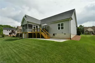 6844 Orchard Path Dr, Clemmons, NC 27012 - Photo 38