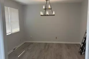 704 Meadowood St, Greensboro, NC 27409 - Photo 2