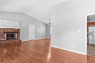 2295 Winterberry Dr, Winston-Salem, NC 27106 - Photo 6