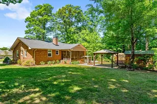 1912 Strathmore Dr, Greensboro, NC 27410 - Photo 46
