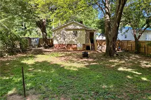 3235 Wellingford Dr, High Point, NC 27265 - Photo 12