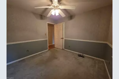515 Nova Avenue, High Point, NC 27265 - Photo 12