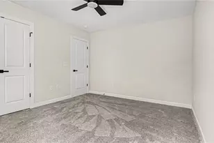 148 Aspen St, Yadkinville, NC 27055 - Photo 20