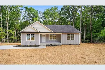 148 Aspen Street, Yadkinville, NC 27055 - Photo 2