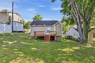 2206 Dunbar St, Winston-Salem, NC 27105 - Photo 18