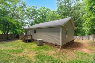 404 Sharon Ave, Asheboro, NC 27203 - Photo 26