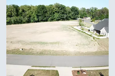 106 Sandstone Drive, King, NC 27021 - Photo 2