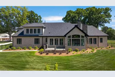 7955 Valleyview Drive, Clemmons, NC 27012 - Photo 2