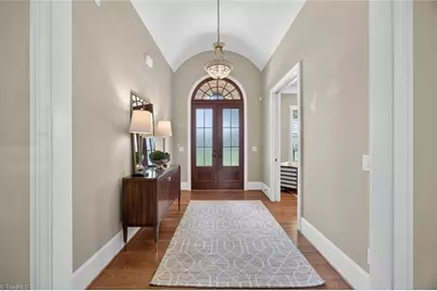 7955 Valleyview Drive, Clemmons, NC 27012 - Photo 4