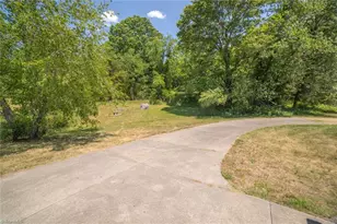 6439 Wilkes Yadkin Rd, Ronda, NC 28670 - Photo 6