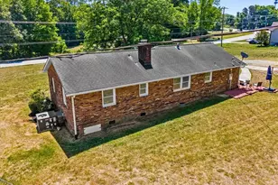 1805 Pleasant Ridge Rd, Greensboro, NC 27410 - Photo 36