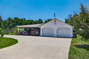 699 John Young Rd, Lexington, NC 27292 - Photo 8