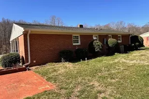 1546 W Harrison St, Reidsville, NC 27320 - Photo 2