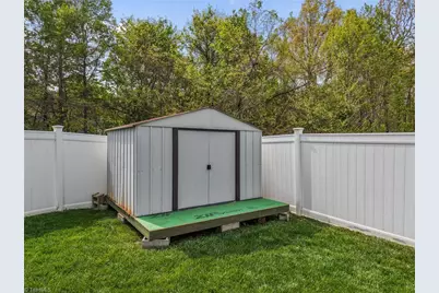 3423 Anita Glen Drive, Greensboro, NC 27405 - Photo 24