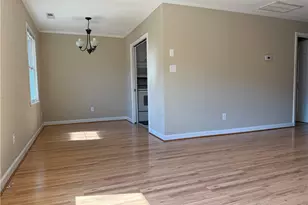 1707 N Main St, Mount Airy, NC 27030 - Photo 4