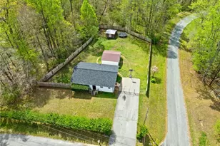 569 Pilot Cir, Thomasville, NC 27360 - Photo 38