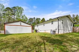 569 Pilot Cir, Thomasville, NC 27360 - Photo 36