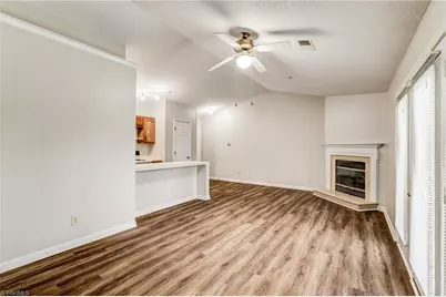 5934 Friendly Avenue #K, Greensboro, NC 27410 - Photo 8