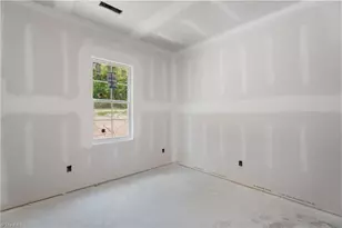 2619 Urban St, Winston-Salem, NC 27107 - Photo 6