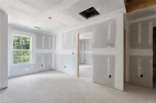 2619 Urban St, Winston-Salem, NC 27107 - Photo 8