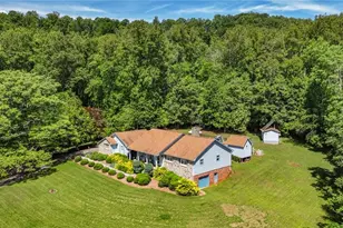 1335 Shingle Gap Rd, Purlear, NC 28665 - Photo 2