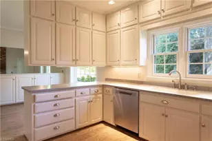 201 Hemlock Dr, Lexington, NC 27292 - Photo 16
