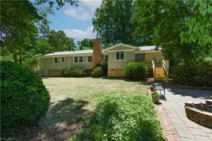 20 Devonshire Dr, Greensboro, NC 27410 - Photo 28