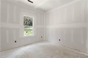 2607 Urban St, Winston-Salem, NC 27107 - Photo 6
