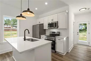 2607 Urban St, Winston-Salem, NC 27107 - Photo 8