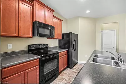 2480 Hartfield Circle, Winston-Salem, NC 27103 - Photo 12