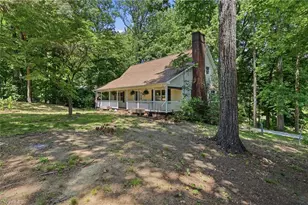 118 Teague Ct, Wallburg, NC 27107 - Photo 2