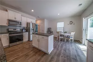 3714 Village Springs Dr, High Point, NC 27265 - Photo 12